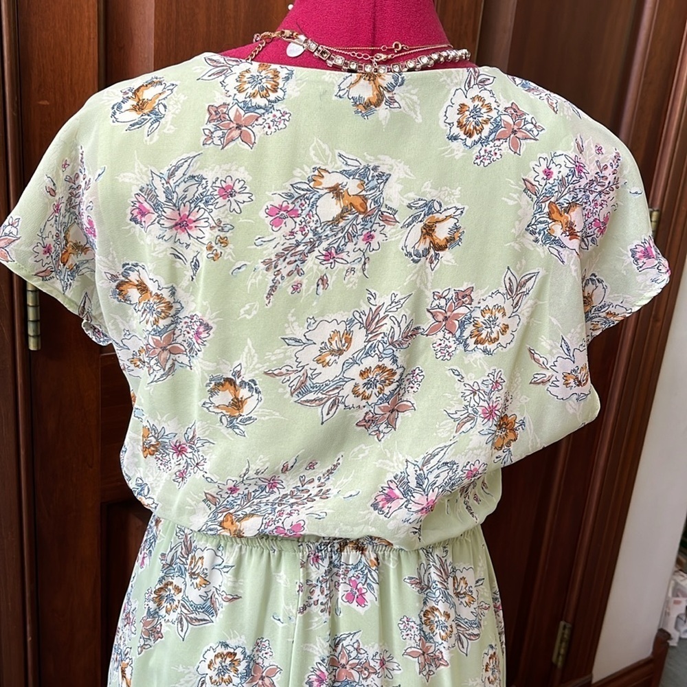 As U Wish  Sheer Overlay V-neck cap sleeve dress  mini to Maxi  Sage NWOT Size S - Picture 10 of 16